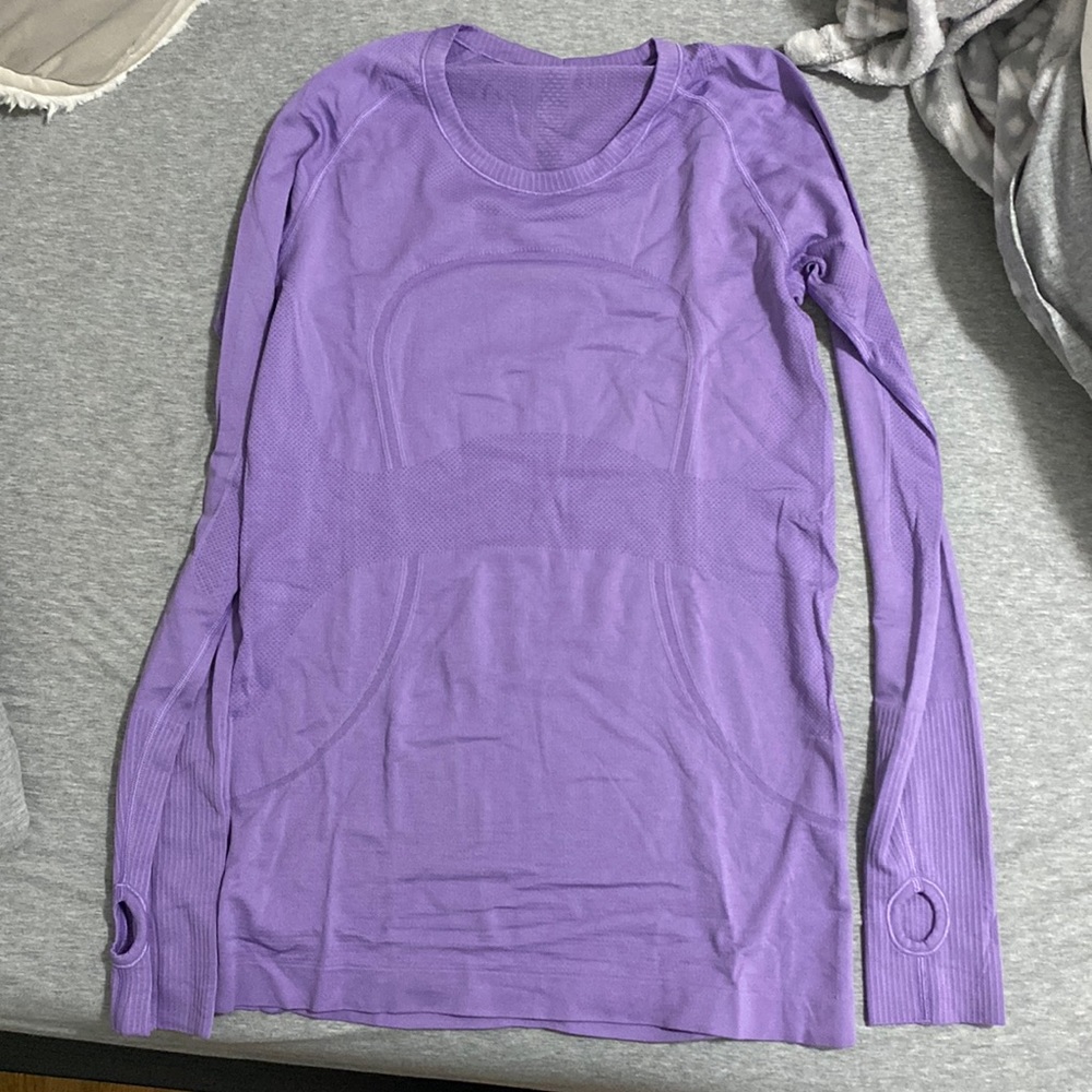 Purple like new lululemon swiftly tech long sleeve